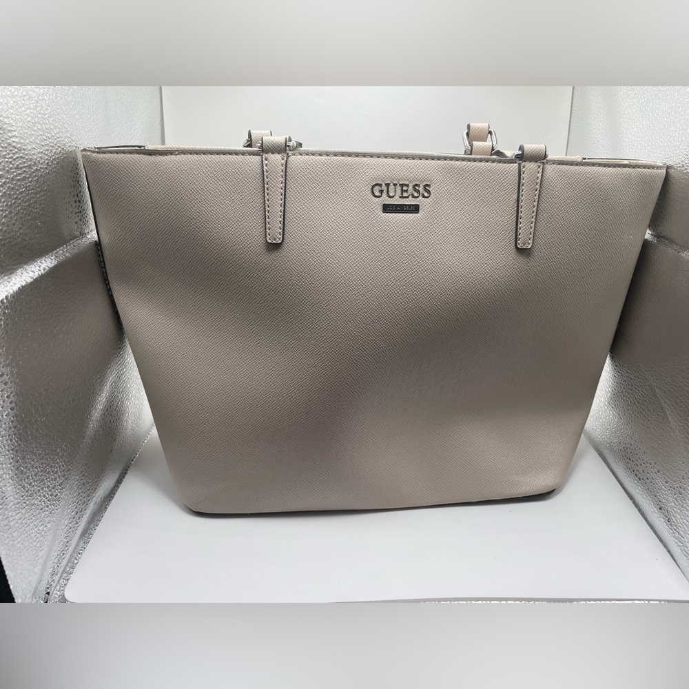 Guess bag los angles purse